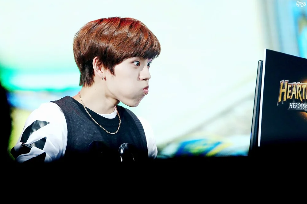 shocked facial expression photo — 151206 펩시콘서트 동우 5
