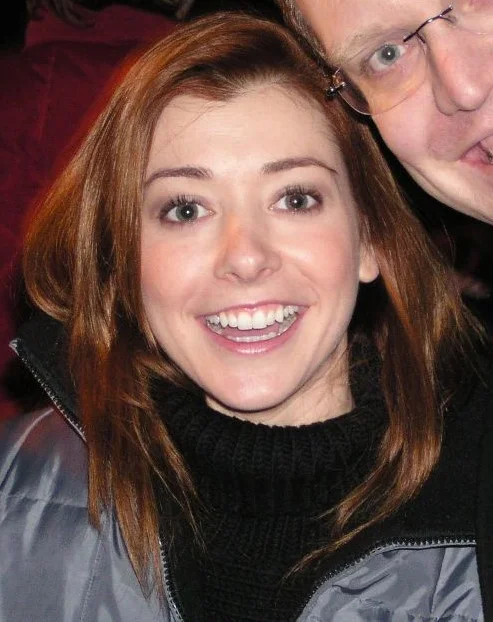 shocked facial expression photo — Alyson Hannigan 2004